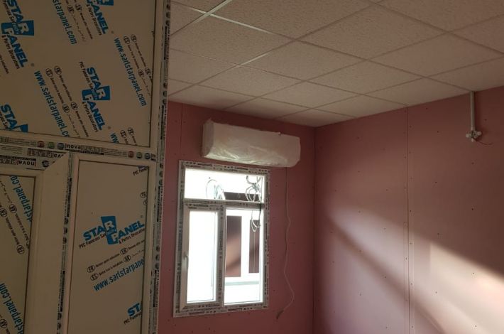 Engineering Maintenance Department: Completion of the third stage of the Sixth Hayat Lobby in Al-Muthanna Governorate. - The staff of the Engineering Maintenance Department at the al-Abbas's (p) Holy Shrine completed the third phase of the Sixth Hayat Lobby project for treating people with corona virus in Al-Muthanna Go...