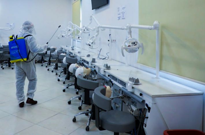 Al-Ameed University forms mobile teams for sterilization as a precautionary measure.